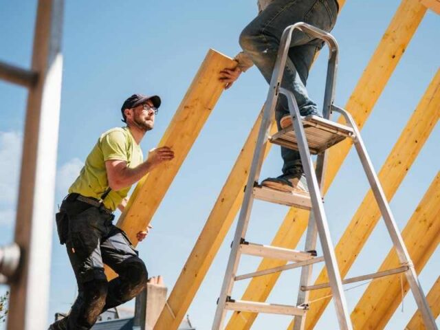 Navigating the High Stakes of Construction Season: A Risk Management Guide